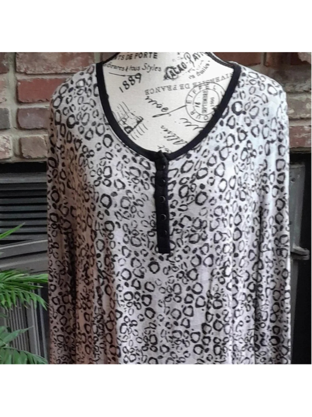 Laura Ashley Top - Picture 2 of 5